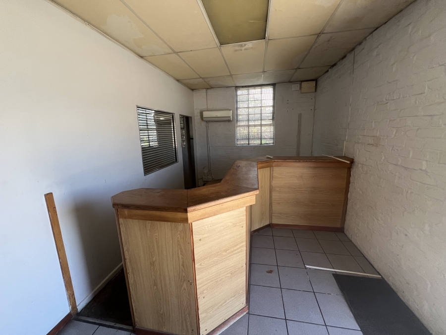 To Let commercial Property for Rent in Parow East Western Cape